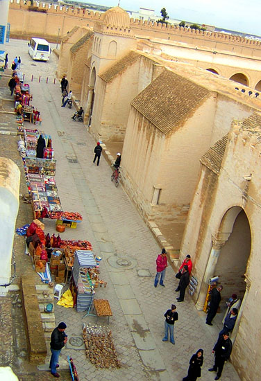 Ruelle de Kairouan (TUNISIE)